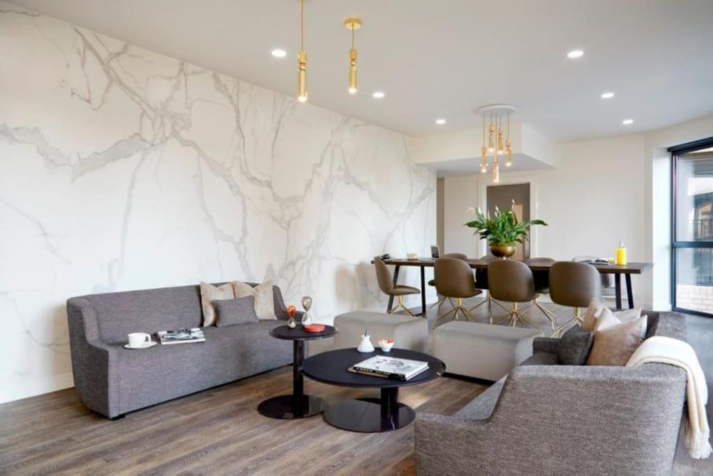Stylish Modern 1Bed Apartment In Bedford Eksteriør bilde
